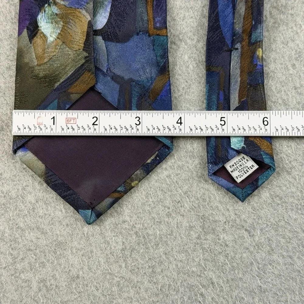 Vintage Pierre Cardin Abstract Blue Purple Polyester Neck Tie USA 56x3.75